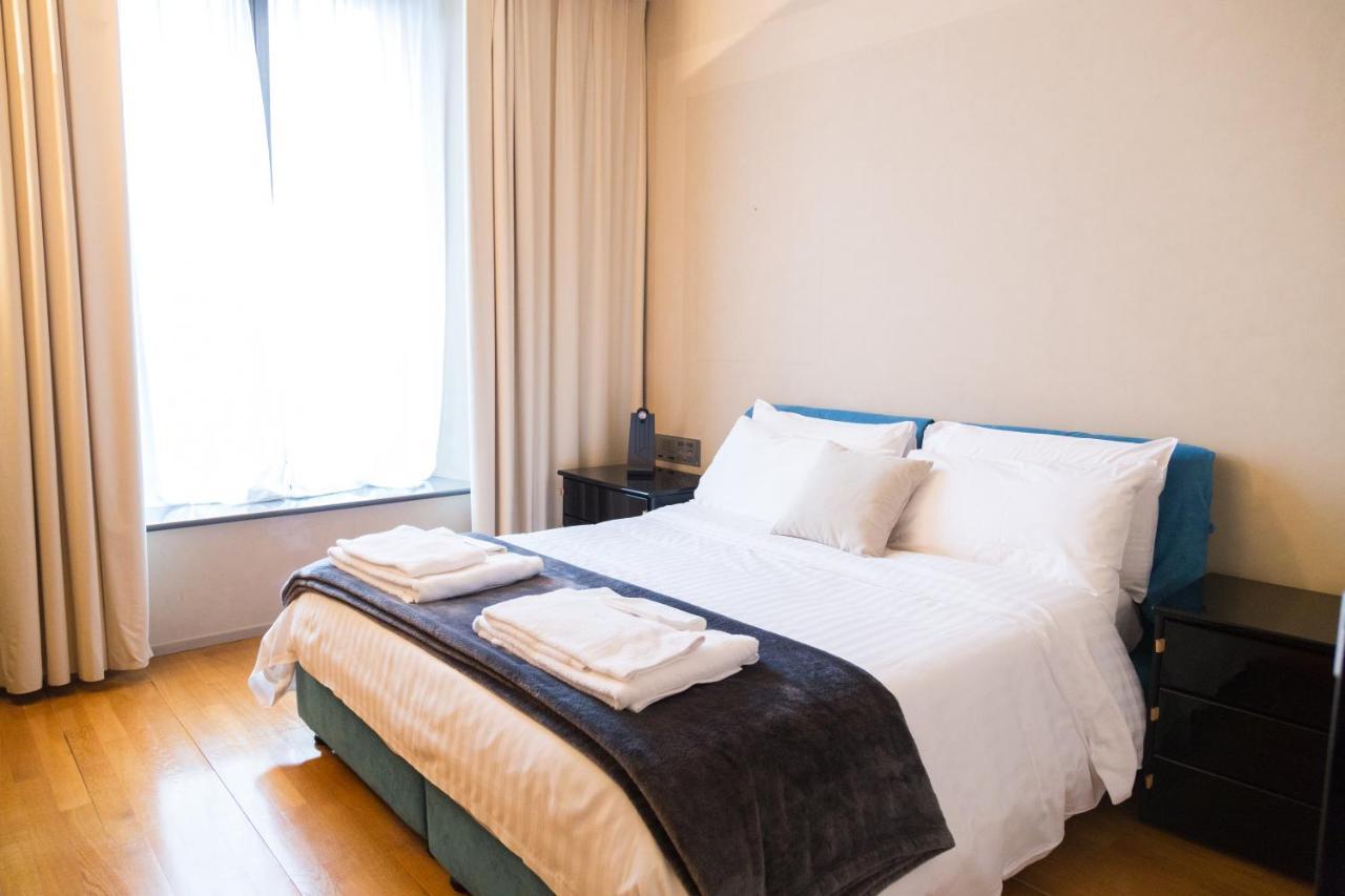 Milan Duomo Suites Exterior photo